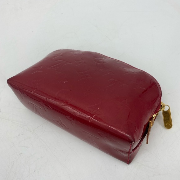 Louis Vuitton Vernis Pouch - Picture 6 of 12